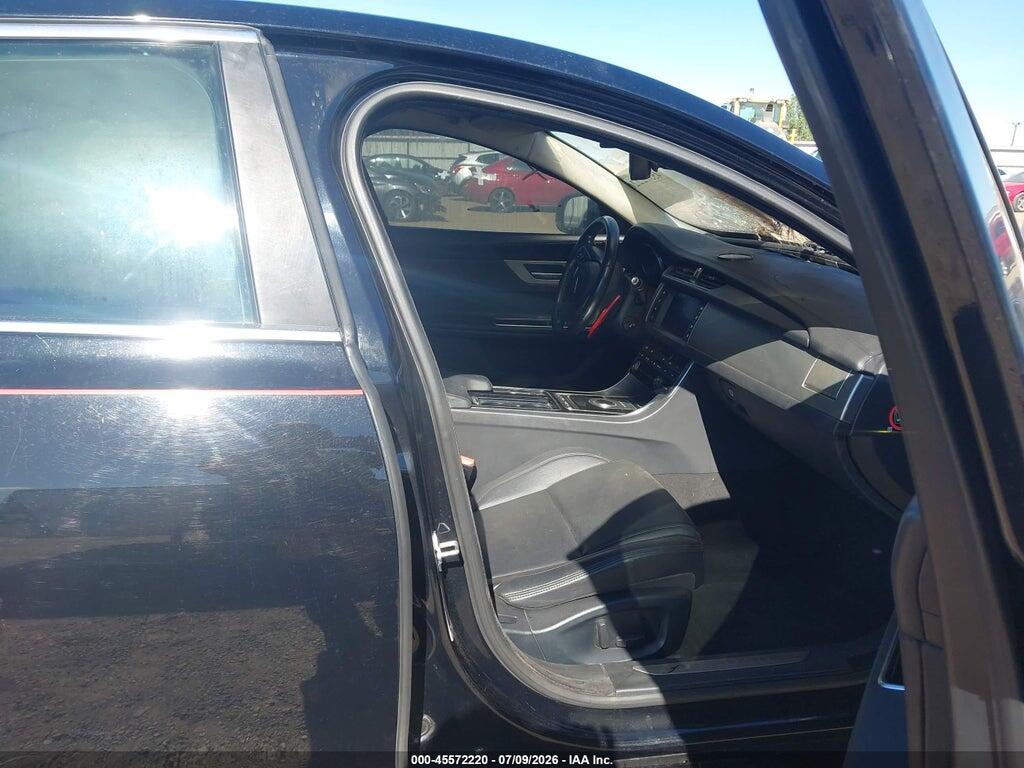 SAJBR4FX0JCY69368 2018 JAGUAR XF photo no. 5
