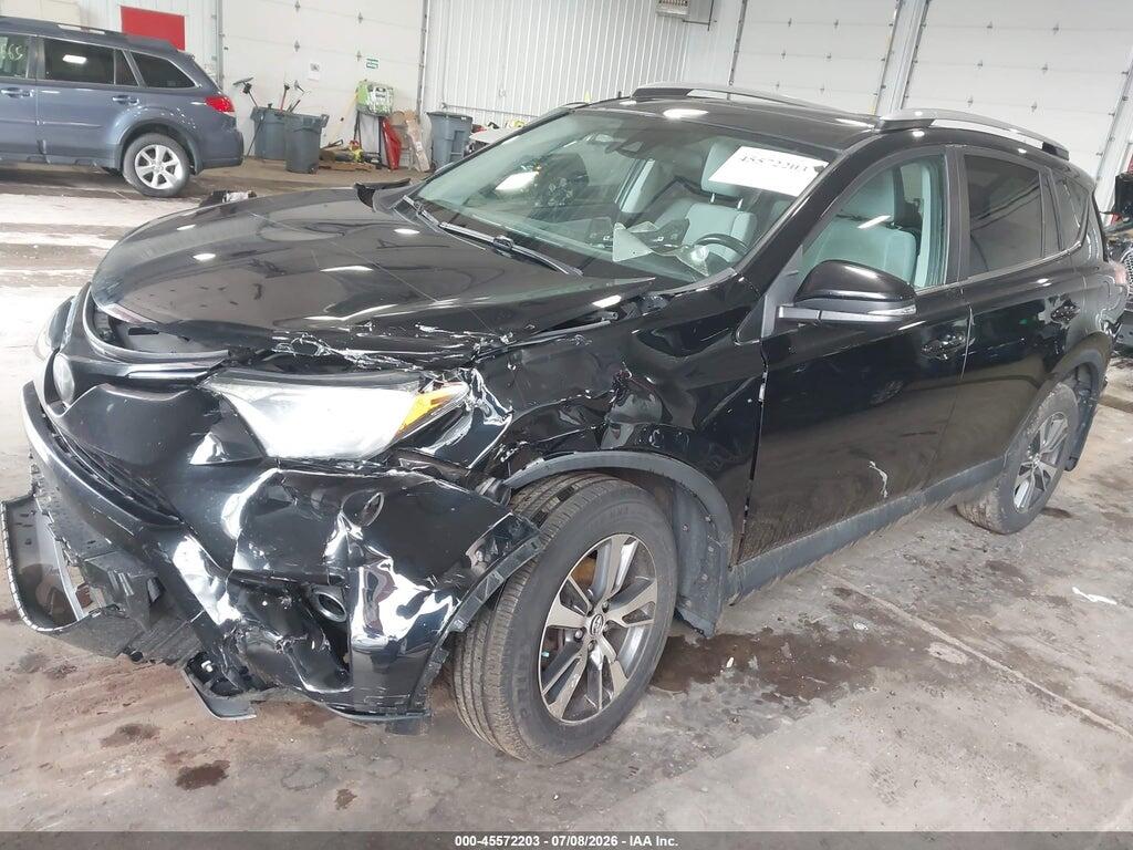 2T3RFREV1HW628283 2017 TOYOTA RAV4 photo no. 2