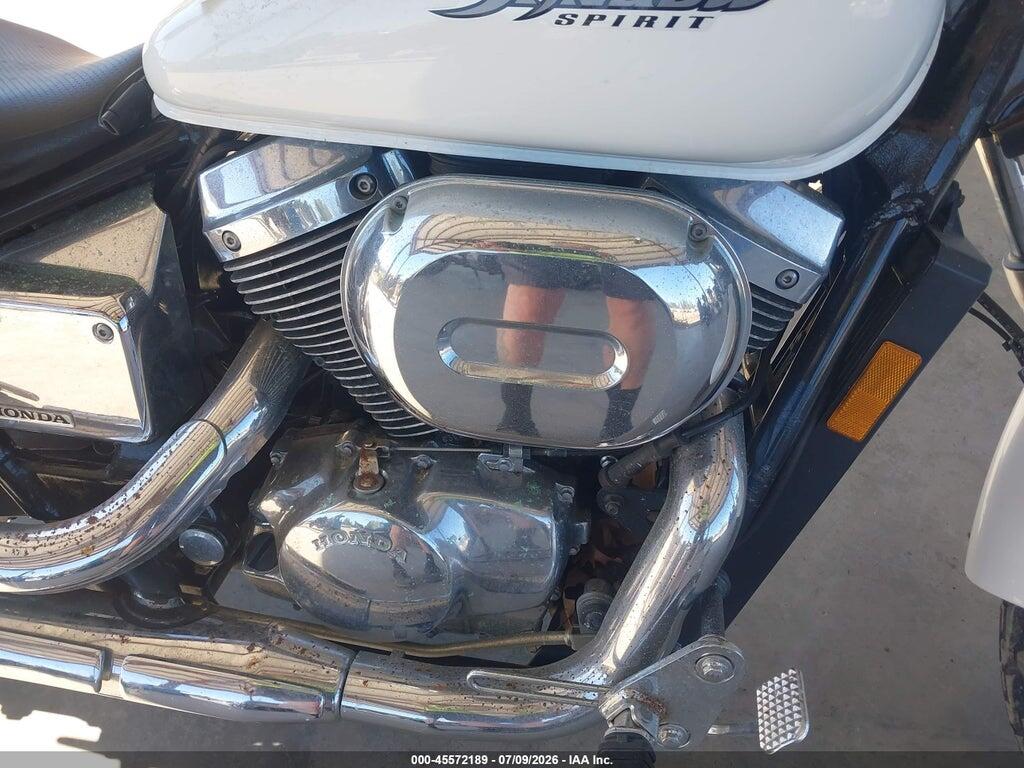 JH2RC44073M703910 2003 HONDA VT750 photo no. 8