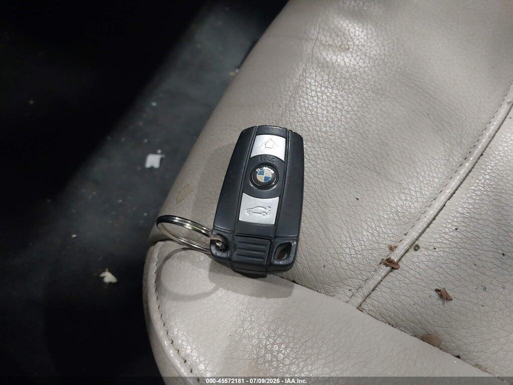WBAPK5C59BF124326 2011 BMW 328I photo no. 11
