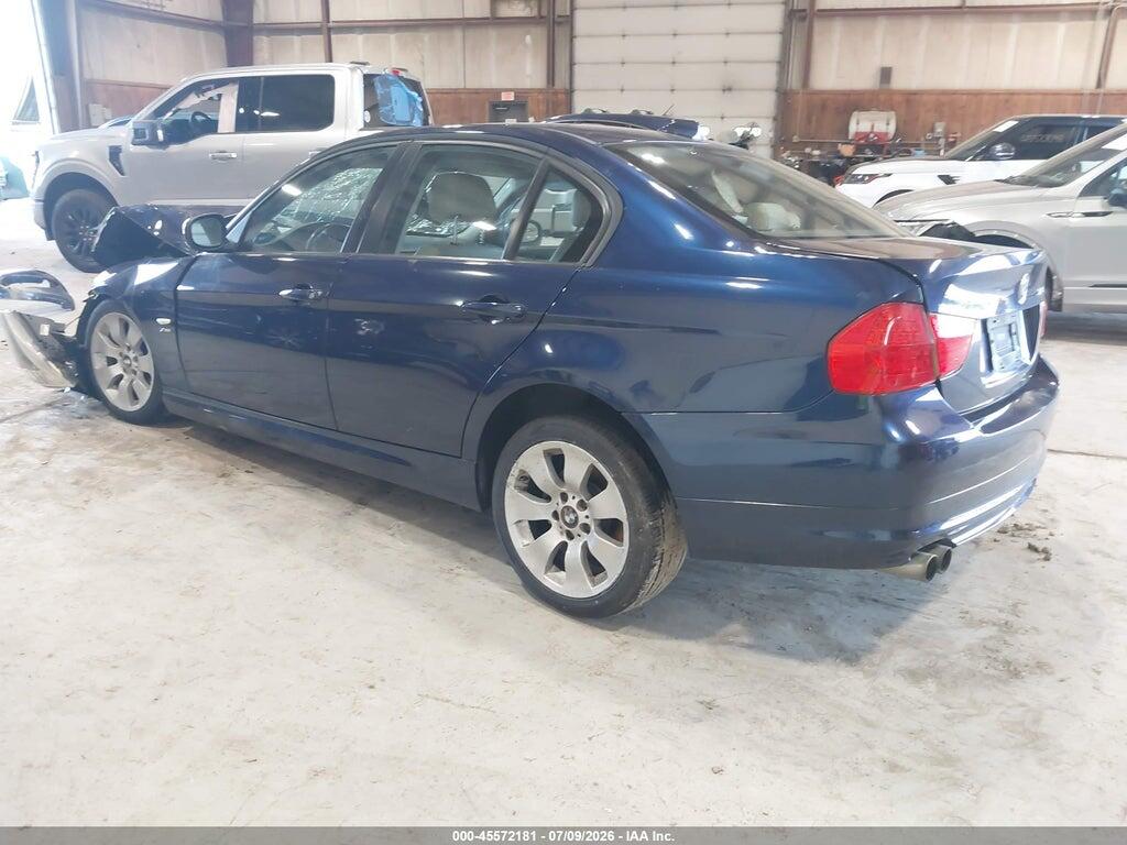 WBAPK5C59BF124326 2011 BMW 328I photo no. 3