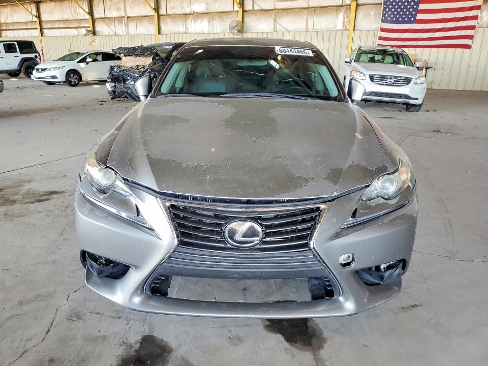JTHBA1D26G5035130 2016 LEXUS IS photo no. 5