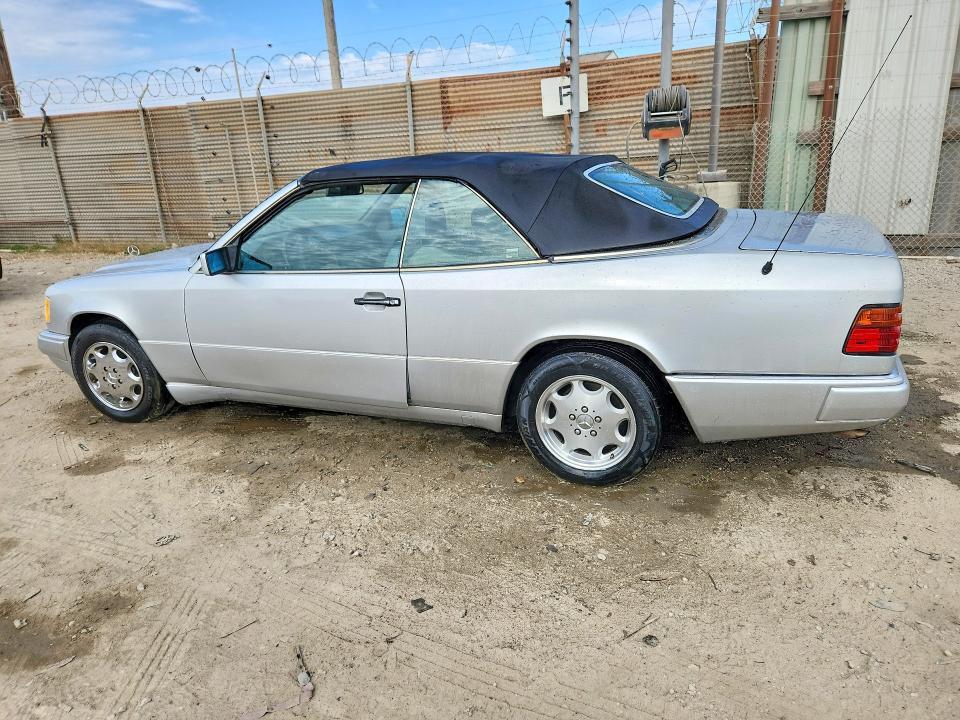 1995 MERCEDES-BENZ E 320 — Фото 2 из 12