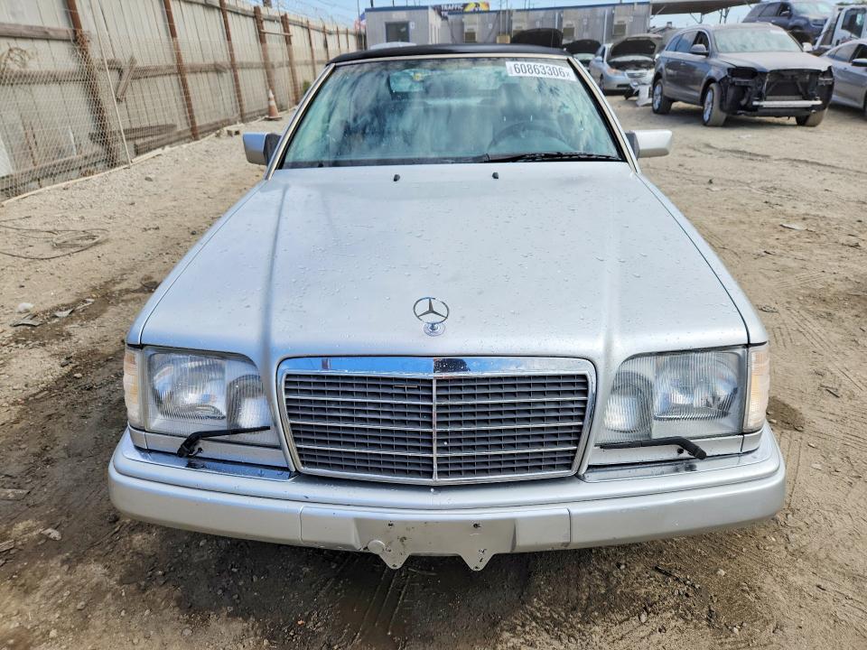 1995 MERCEDES-BENZ E 320 — Фото 5 из 12