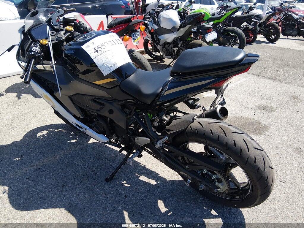 ML5ZXCS11TDA46618 2026 KAWASAKI ZX400 photo no. 3