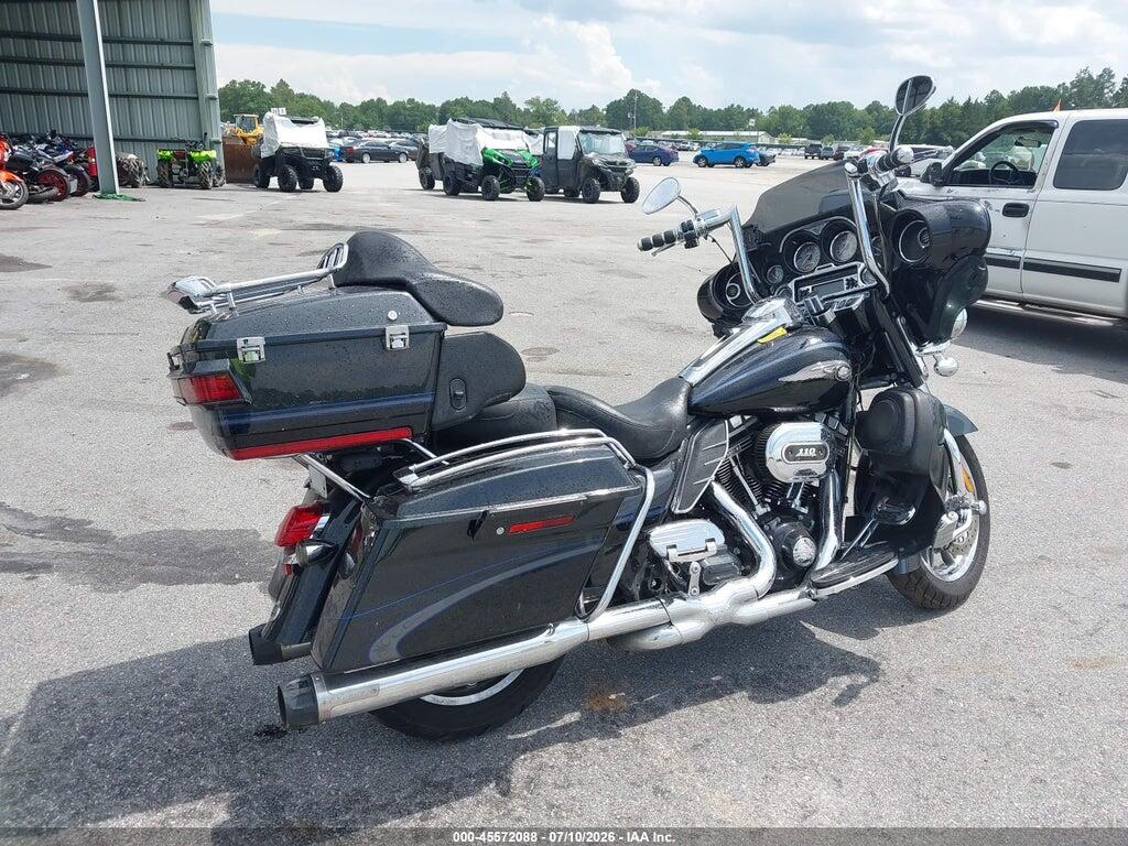 1HD1PR829DB954183 2013 HARLEY-DAVIDSON FLHTCUSE photo no. 4
