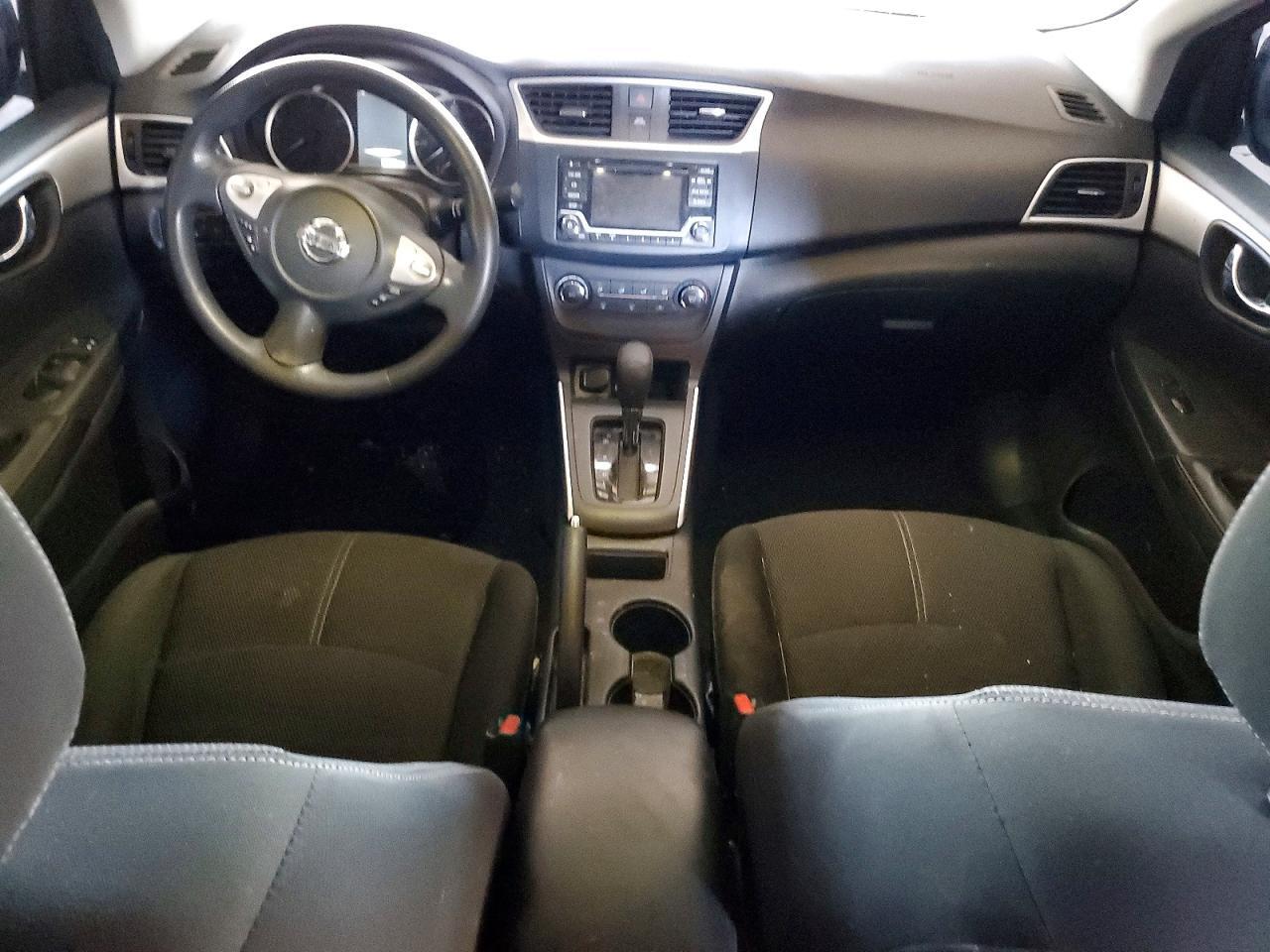 2018 NISSAN SENTRA S — Фото 8 из 12