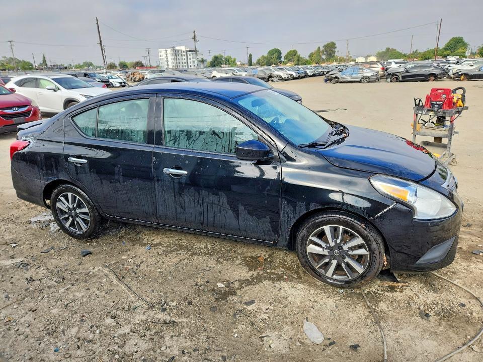 3N1CN7APXGL900584 2016 NISSAN VERSA photo no. 4