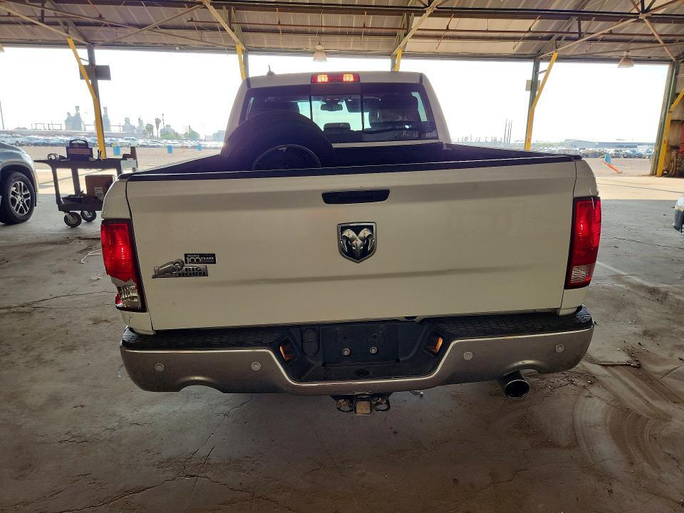 2019 RAM 1500 CLASSIC SLT — Фото 6 из 12