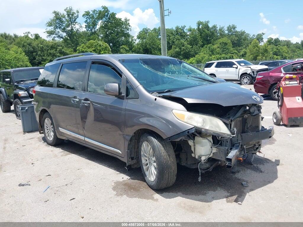 5TDYK3DC7DS372912 2013 TOYOTA SIENNA photo no. 1