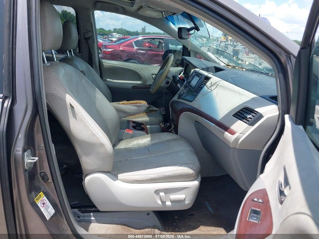5TDYK3DC7DS372912 2013 TOYOTA SIENNA photo no. 5