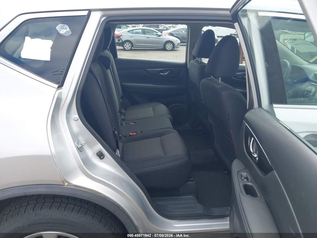 KNMAT2MVXHP533909 2017 NISSAN ROGUE photo no. 8