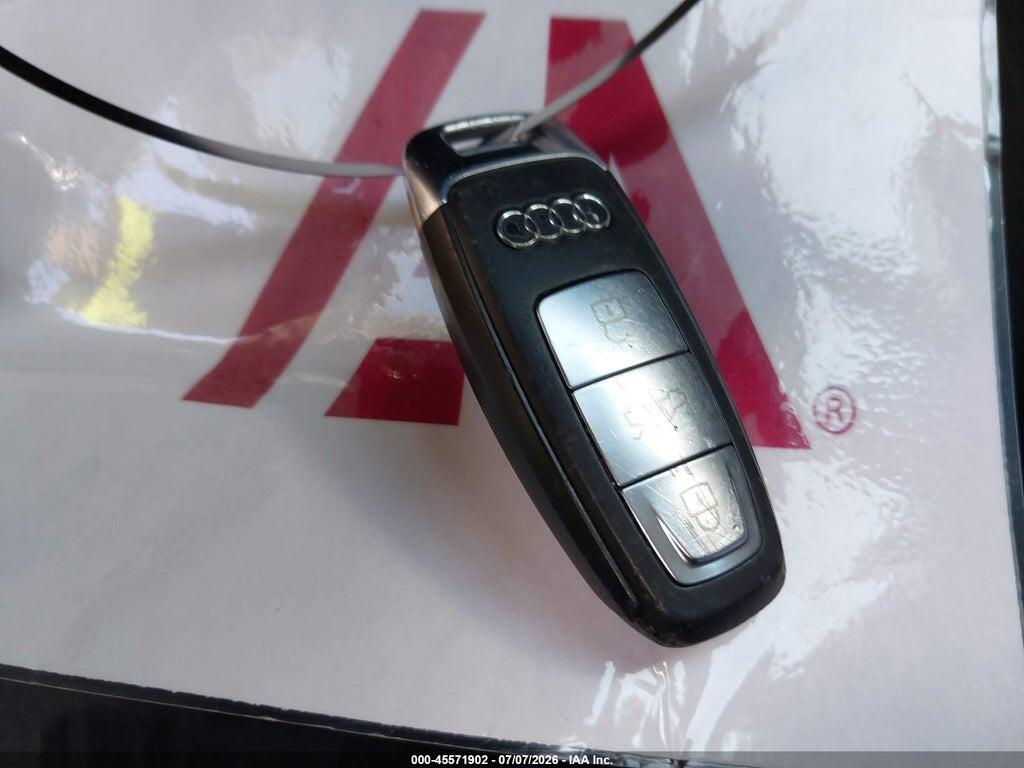WA1BVAF18KD015528 2019 AUDI Q8 photo no. 11