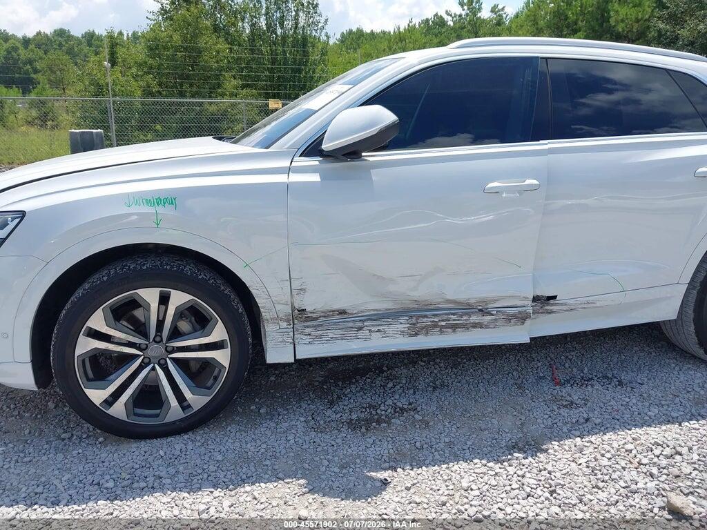WA1BVAF18KD015528 2019 AUDI Q8 photo no. 6