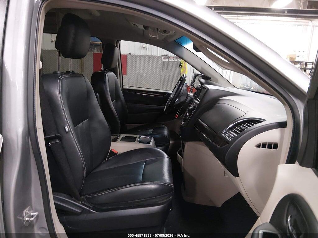 2C4RC1BG9DR798346 2013 CHRYSLER TOWN & COUNTRY photo no. 5