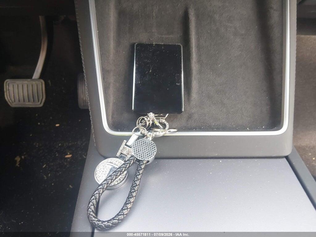 7SAYGDEE3TF607481 2026 TESLA MODEL Y photo no. 10