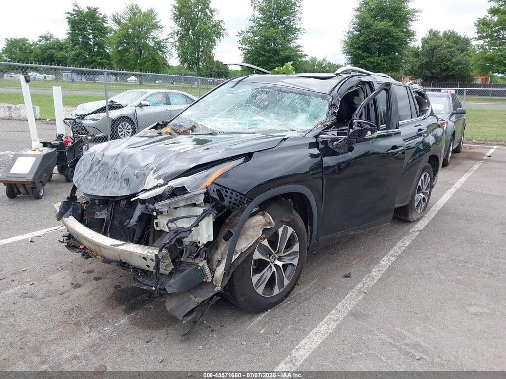5TDGZRAH9MS518849 2021 TOYOTA HIGHLANDER photo no. 2