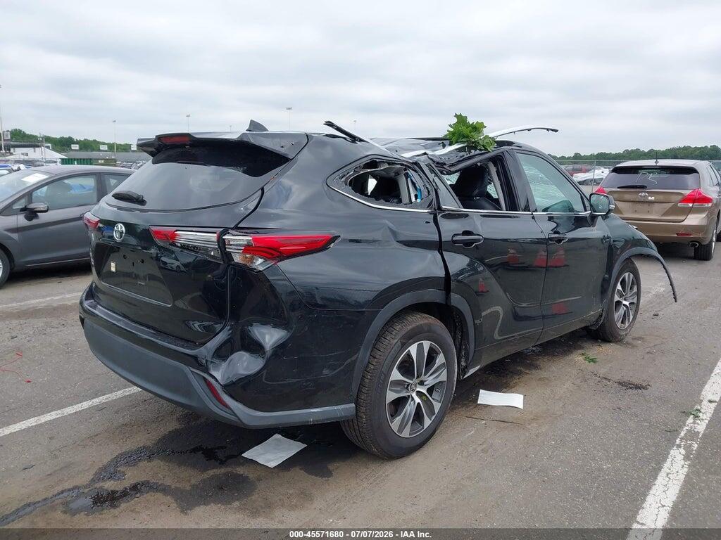 5TDGZRAH9MS518849 2021 TOYOTA HIGHLANDER photo no. 4