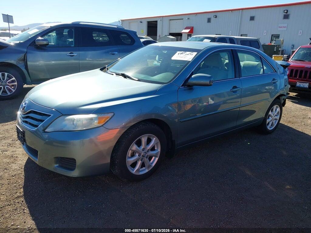 4T1BF3EK5BU595857 2011 TOYOTA CAMRY photo no. 2