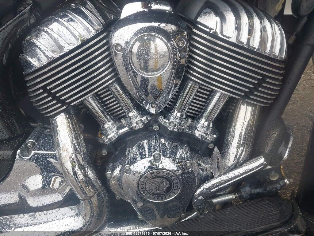 56KTRAAA7J3366869 2018 INDIAN MOTORCYCLE CO. ROADMASTER photo no. 8