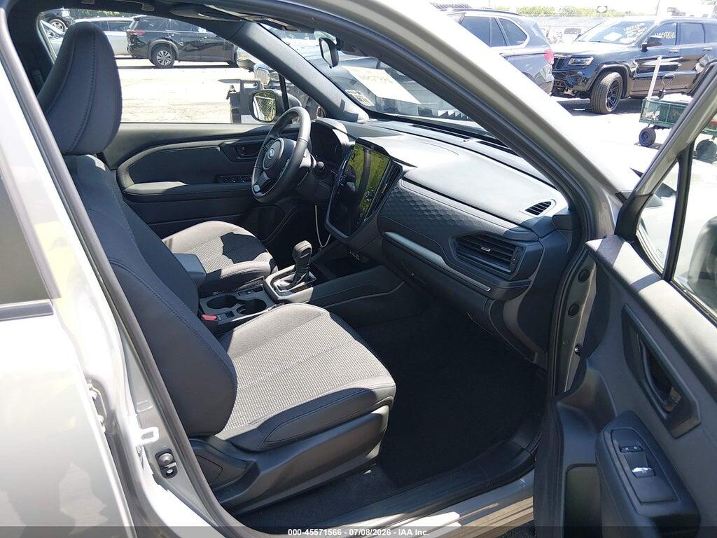 JF2SLDBC4SH615560 2025 SUBARU FORESTER photo no. 5