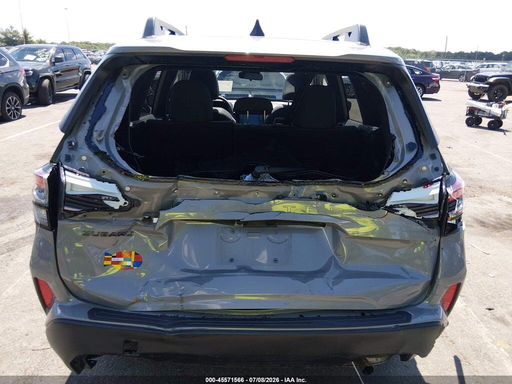 JF2SLDBC4SH615560 2025 SUBARU FORESTER photo no. 6