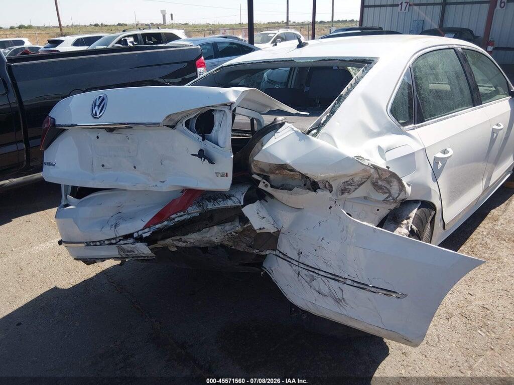 1VWAT7A33HC025401 2017 VOLKSWAGEN PASSAT photo no. 6