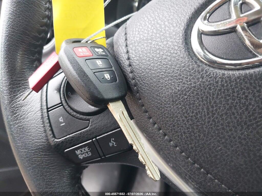 5YFBURHEXKP927615 2019 TOYOTA COROLLA photo no. 11