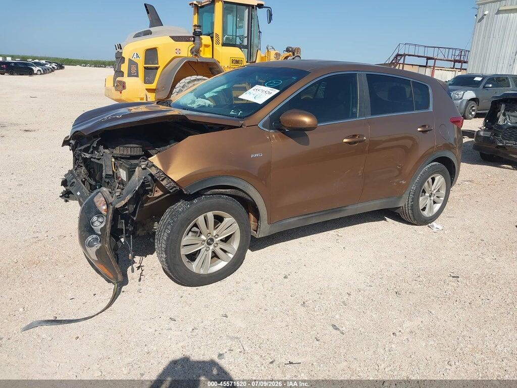 KNDPMCAC4H7067801 2017 KIA SPORTAGE photo no. 2