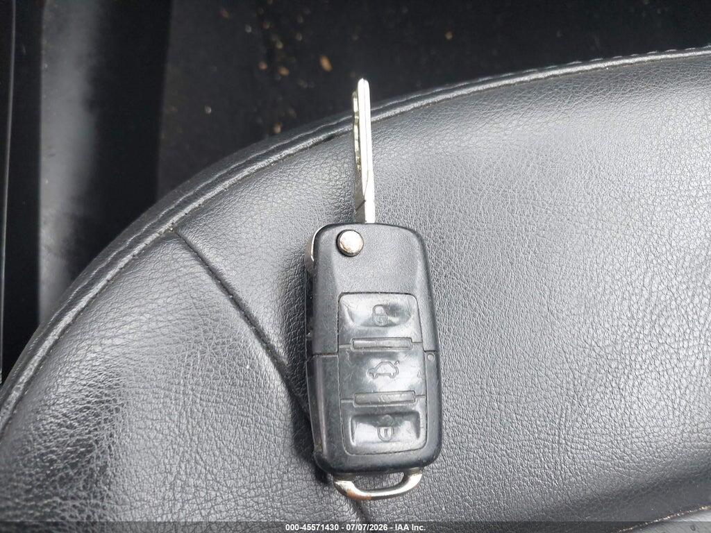3VWPW31C99M506912 2009 VOLKSWAGEN NEW BEETLE photo no. 11