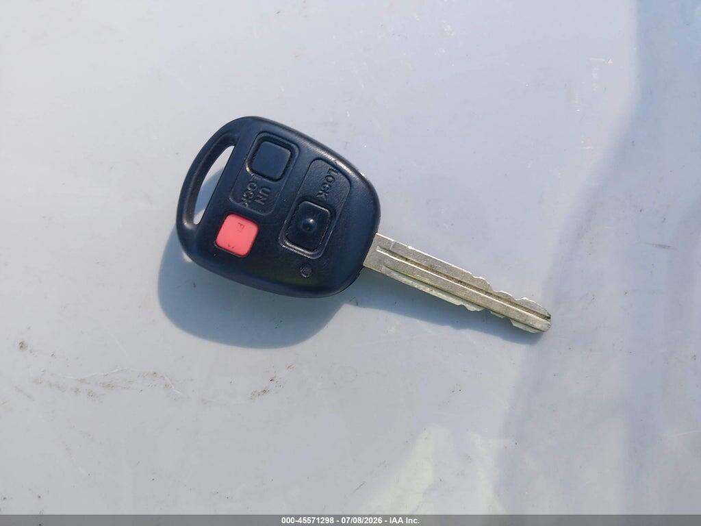 JTEBU4BF2AK094227 2010 TOYOTA FJ CRUISER photo no. 11
