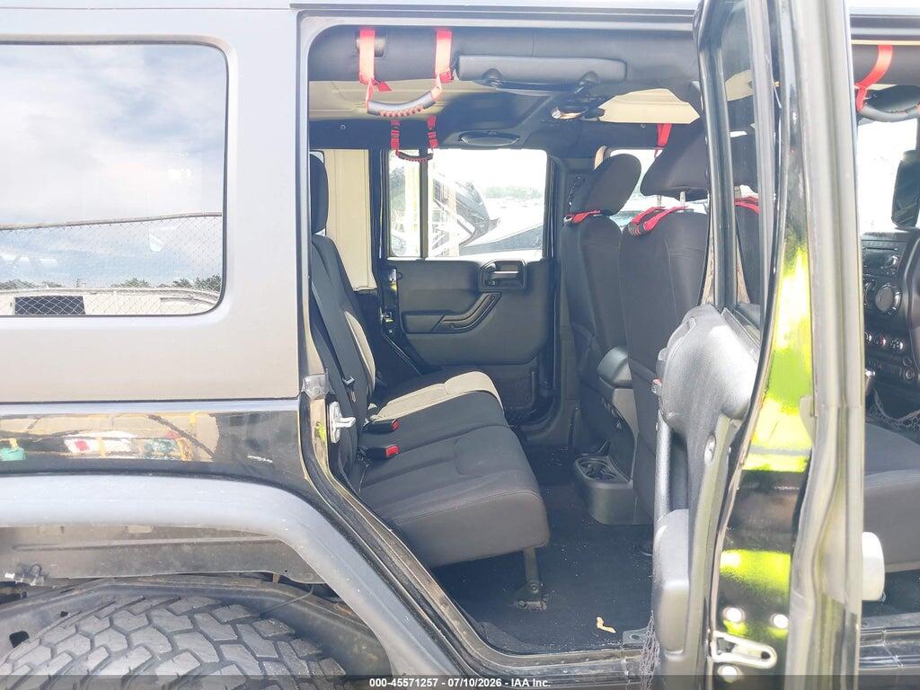 1C4BJWDG5EL281069 2014 JEEP WRANGLER UNLIMITED photo no. 8