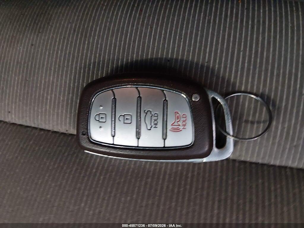 5NPD84LF1HH049224 2017 HYUNDAI ELANTRA photo no. 11