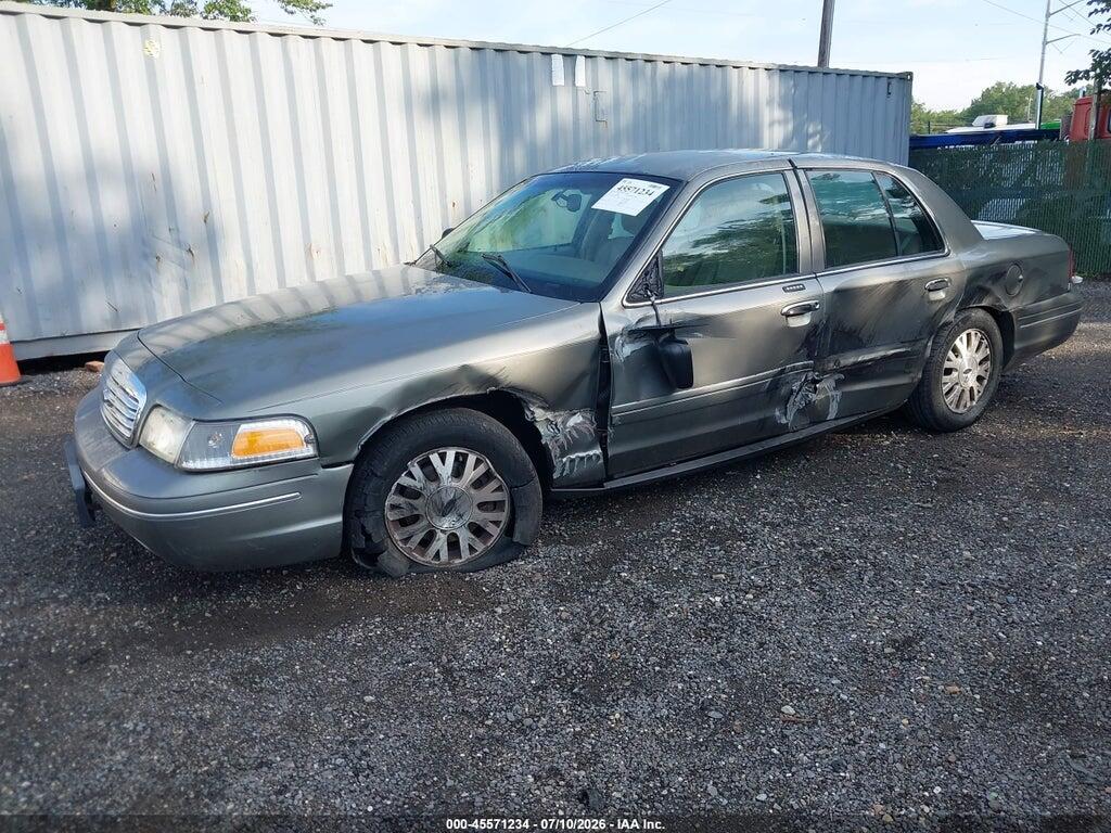 2FAFP74W94X182212 2004 FORD CROWN VICTORIA photo no. 2