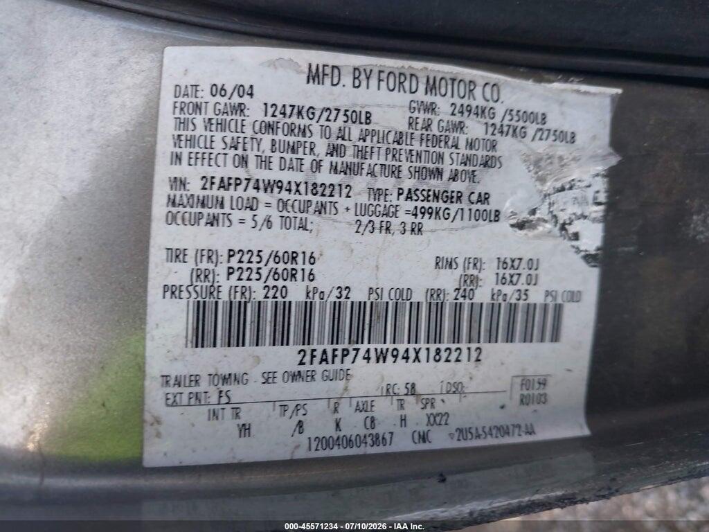 2FAFP74W94X182212 2004 FORD CROWN VICTORIA photo no. 9