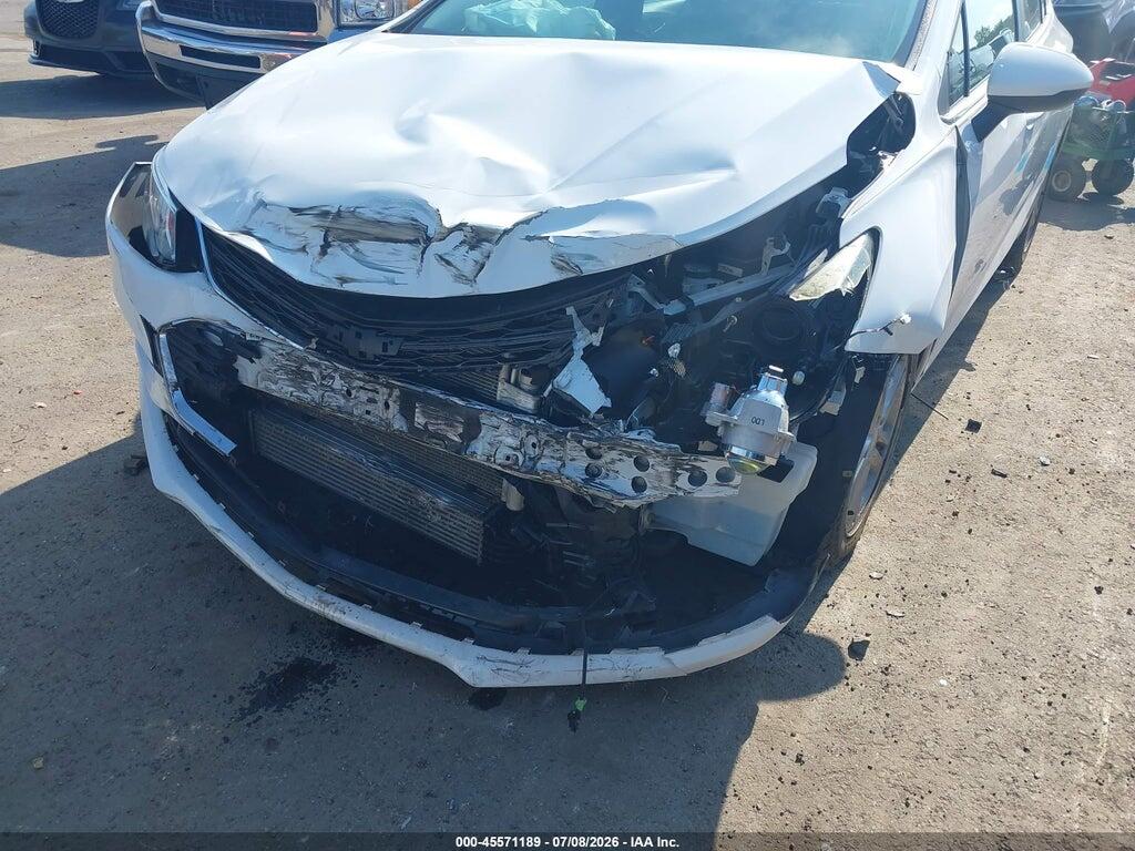 1G1BE5SM2H7106419 2017 CHEVROLET CRUZE photo no. 6