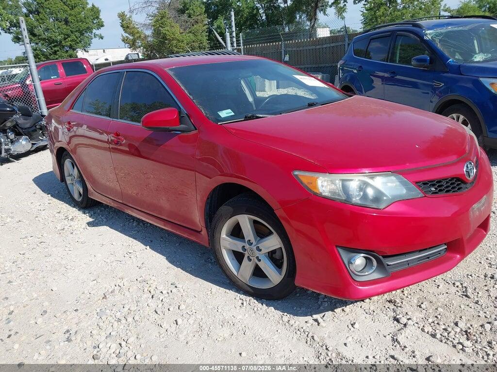 4T1BF1FK2EU842372 2014 TOYOTA CAMRY photo no. 1