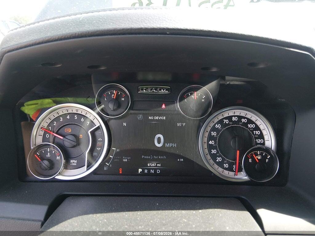 1C6RR7NT2JS159124 2018 RAM 1500 photo no. 7