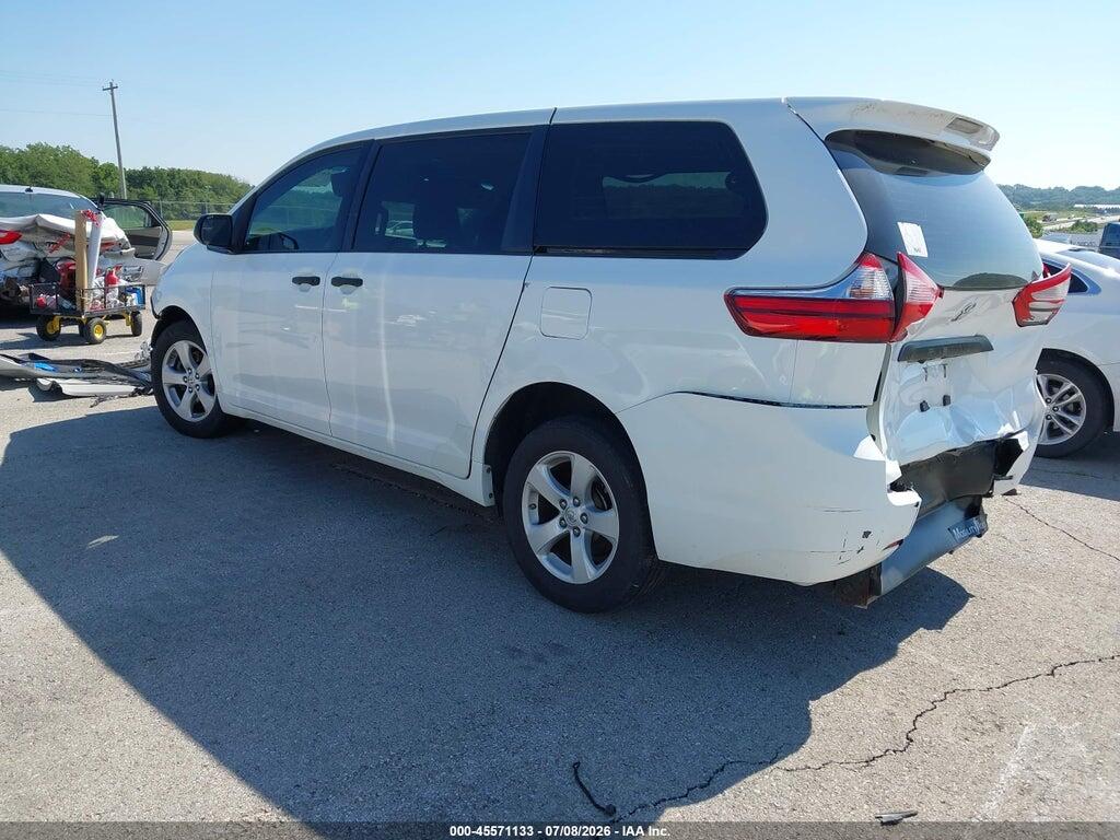 5TDZZ3DC9HS876027 2017 TOYOTA SIENNA photo no. 3