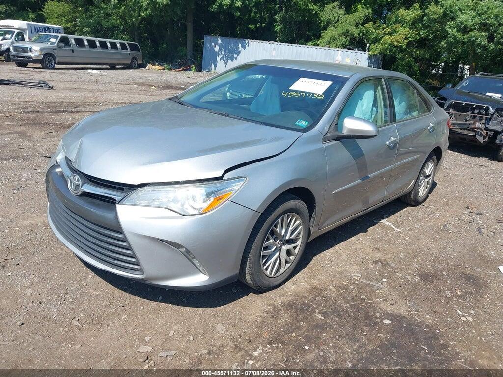 4T4BF1FK4GR580105 2016 TOYOTA CAMRY photo no. 2