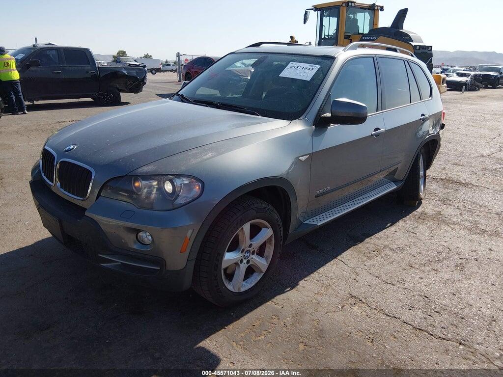 5UXFE4C52AL381259 2010 BMW X5 photo no. 2