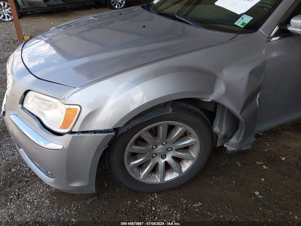 2C3CA5CG8BH546239 2011 CHRYSLER 300 photo no. 6
