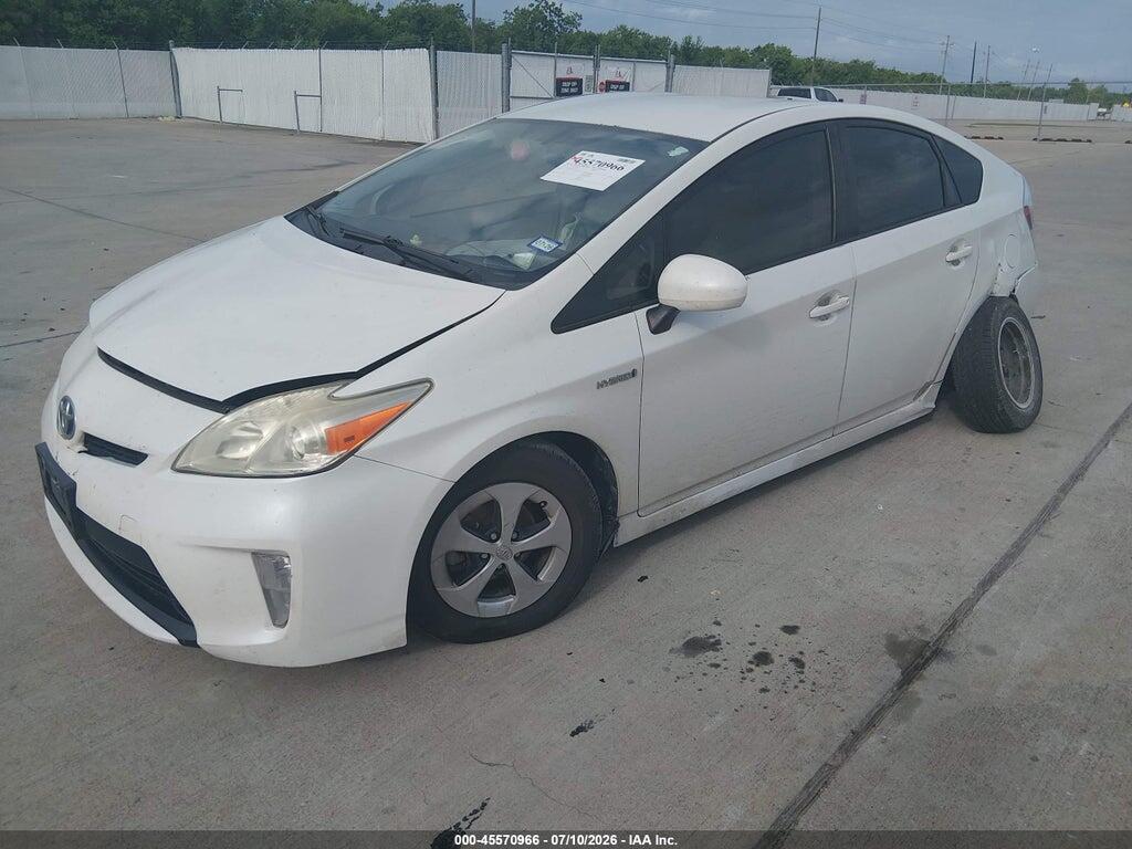 JTDKN3DU3E1777511 2014 TOYOTA PRIUS photo no. 2