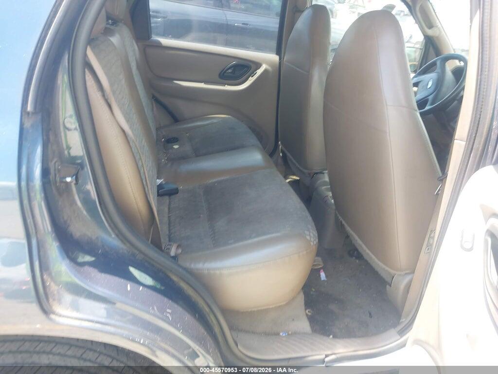 1FMYU01101KA80934 2001 FORD ESCAPE photo no. 8