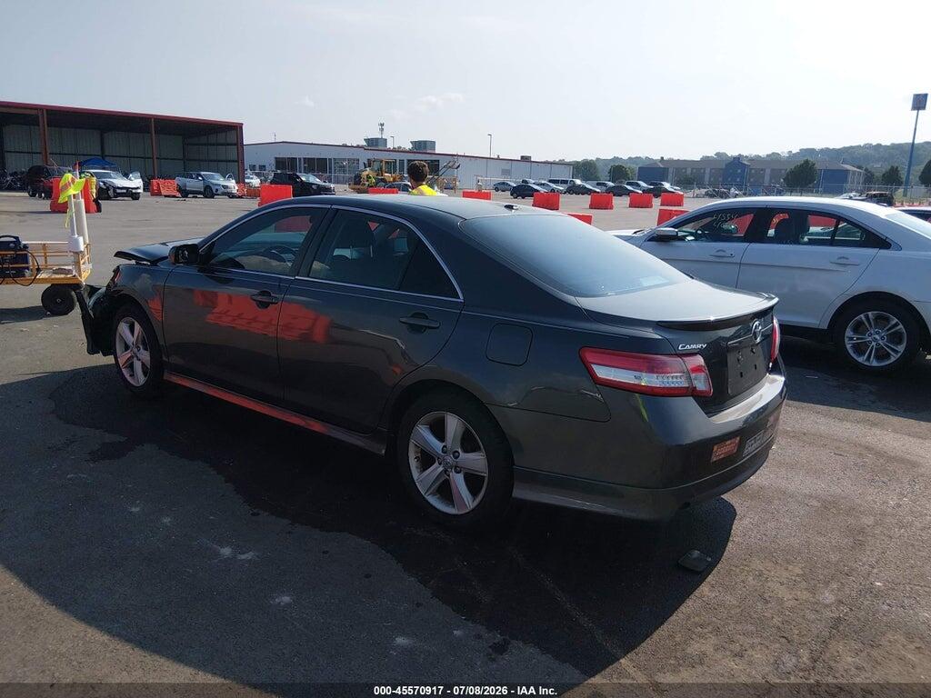 4T1BF3EK1BU221942 2011 TOYOTA CAMRY photo no. 3