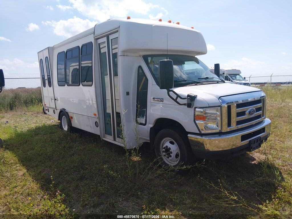 1FDFE4FS7JDC17451 2018 FORD E-450 CUTAWAY photo no. 1
