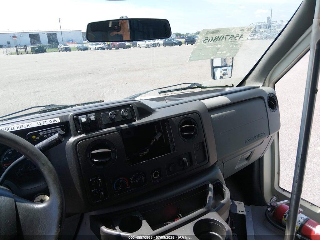 1FDFE4FS3JDC37292 2018 FORD E-450 CUTAWAY photo no. 6