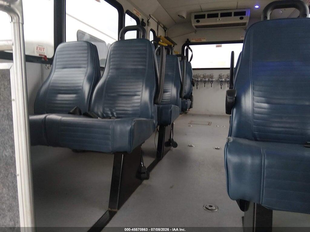 1FDFE4FS4JDC36314 2018 FORD E-450 CUTAWAY photo no. 7