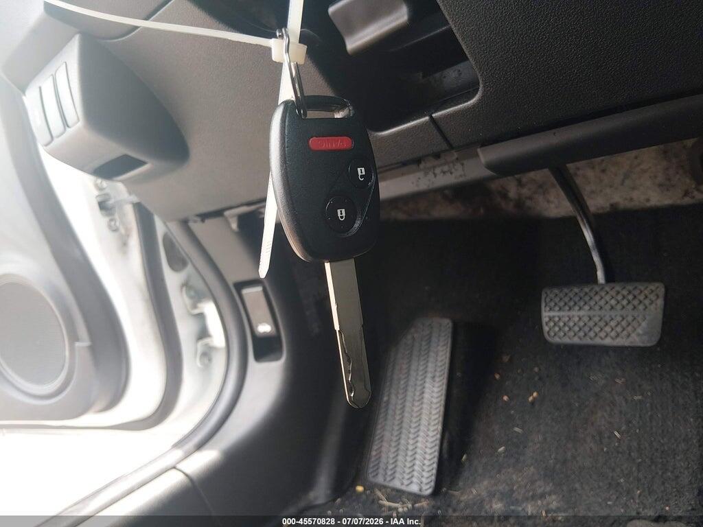 JHMGE8H5XDC080439 2013 HONDA FIT photo no. 11