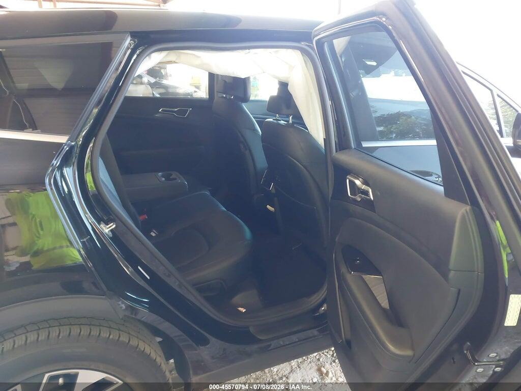 5XYK33AF5PG085877 2023 KIA SPORTAGE photo no. 8
